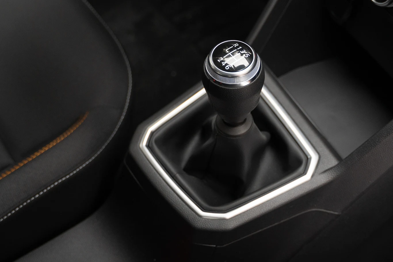 Zgrzytanie i szarpanie nie są dobrymi sygnałami. Często zwiastują spory wydatek