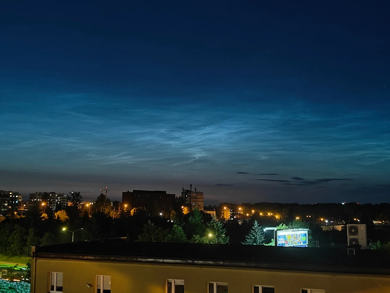 Szeroki kadr z OnePlus 11.