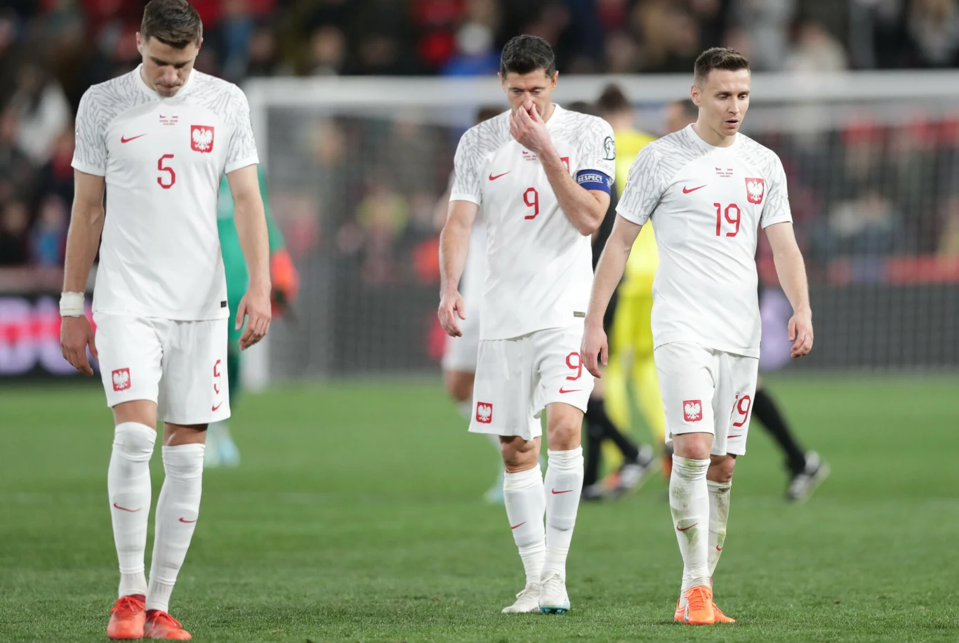 Jan Bednarek, Robert Lewandowski, Przemysław Frankowski, reprezentacja Polski