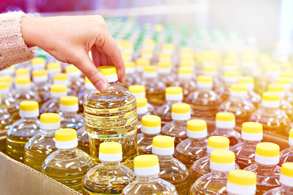 Mały fragment plastikowej butelki z olejem może zapewnić sporą oszczędność