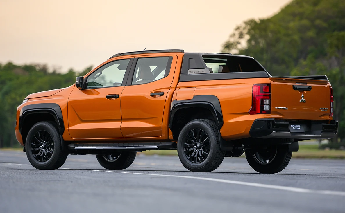 Mitsubishi twierdzi, że nowa generacja L200 ma swoim wyglądem wyrażać "wytrzymałość i moc oczekiwaną od pick-upa".