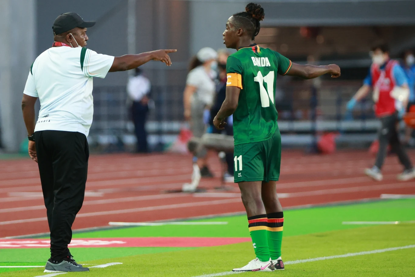 Trener Bruce Mwape w reprezentacji Zambii Trener Bruce Mwape w reprezentacji Zambii
