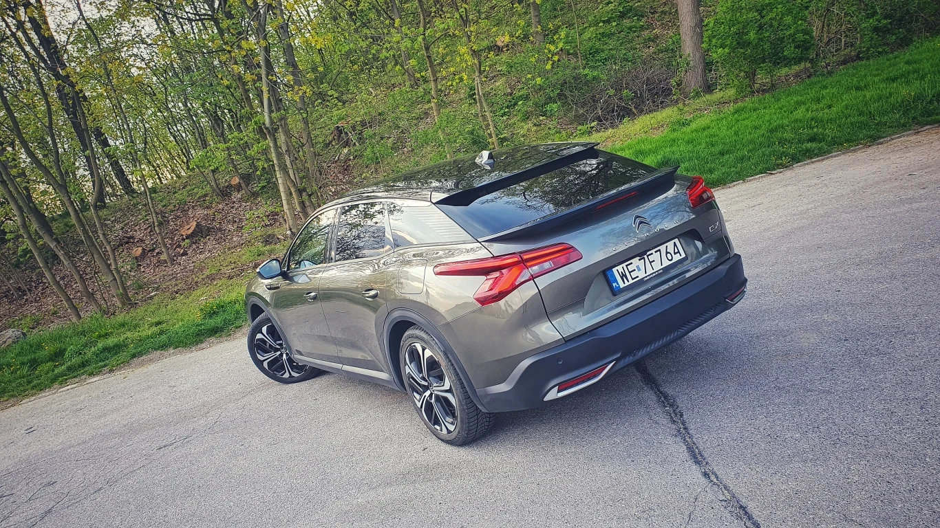 Citroen C5 X PHEV 225