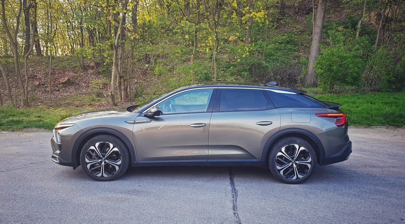 Citroen C5 X PHEV 225