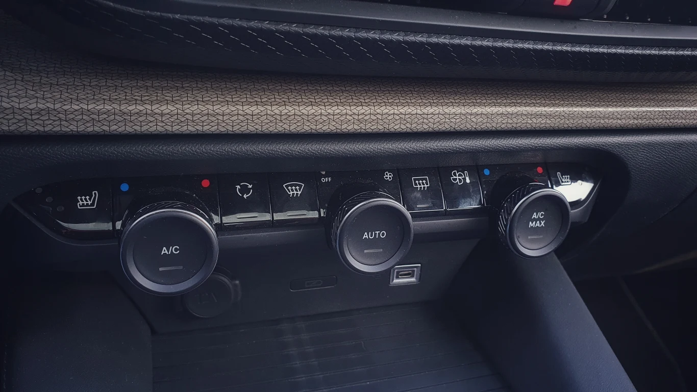 Citroen C5 X PHEV 225