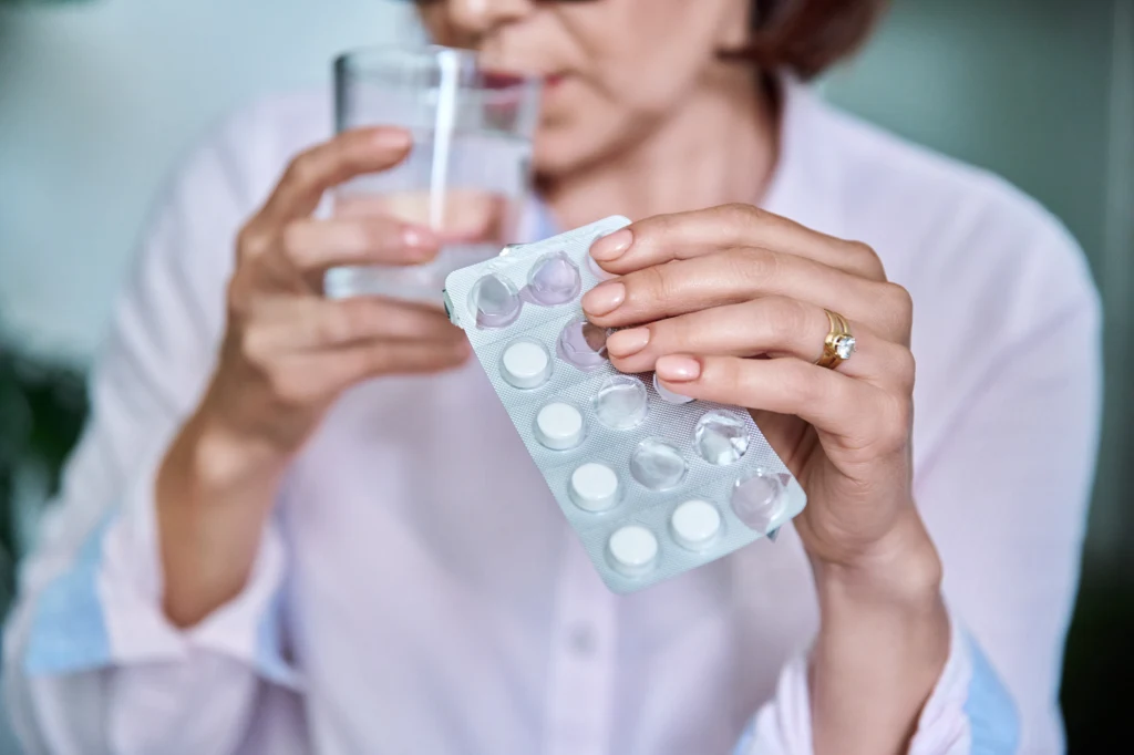 Potas to jeden z kluczowych dla zdrowia elektrolitów. Gdy spada jego poziom, szwankuje całe ciało Potas to jeden z kluczowych dla zdrowia elektrolitów. Gdy spada jego poziom, szwankuje całe ciało