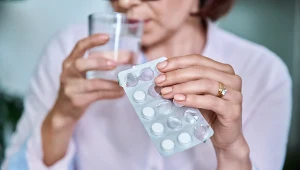 Potas to jeden z kluczowych dla zdrowia elektrolitów. Gdy spada jego poziom, szwankuje całe ciało