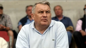 W dzieciństwie przeszedł piekło. Teraz postanowił o tym opowiedzieć