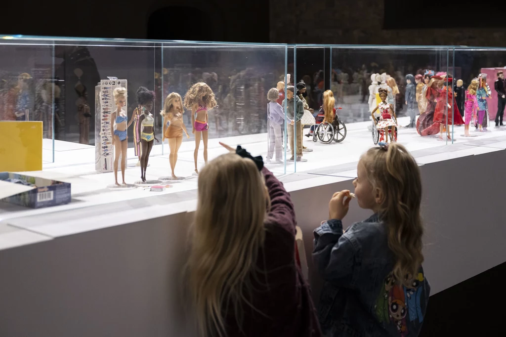 W Muzeum Narodowym w Poznaniu do 30 lipca można oglądać wystawę dedykowaną Barbie