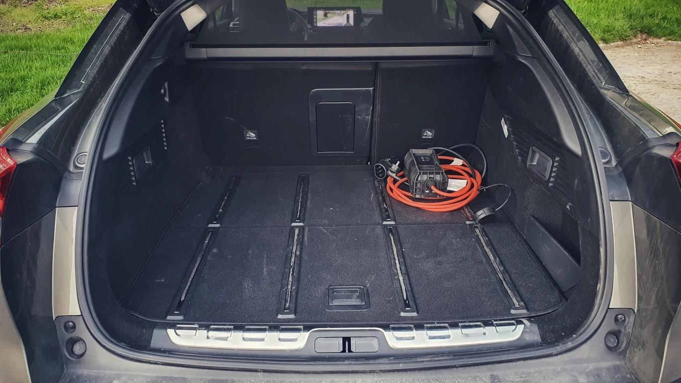 Citroen C5 X PHEV 225