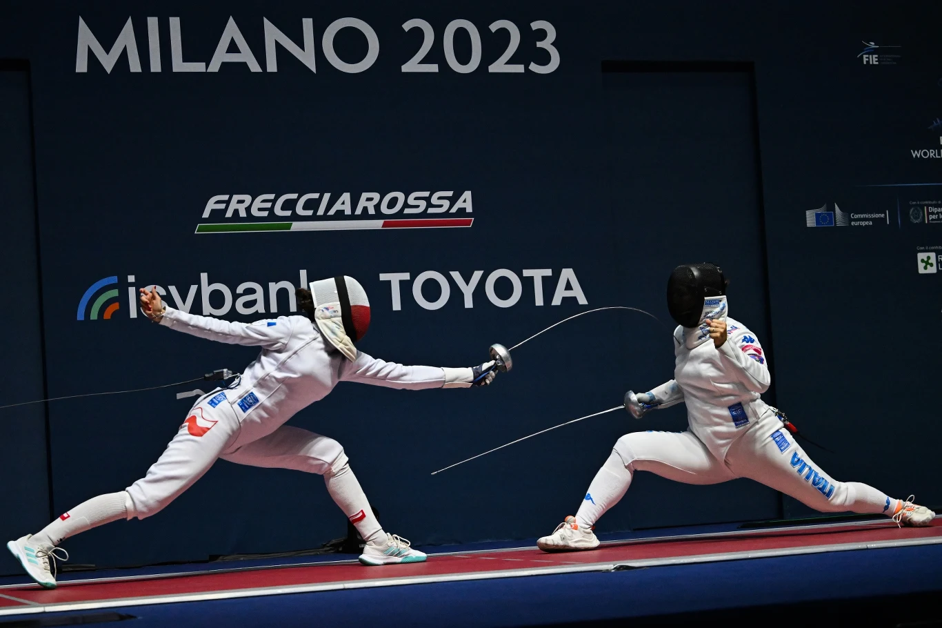Ewa Trzebińska (z lewej) kontra Rossella Fiamingo