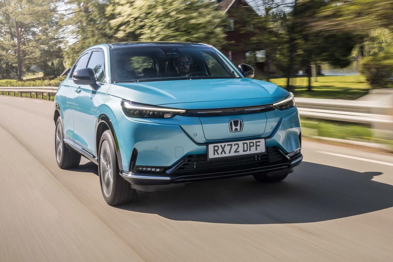 Elektryczność Hondy e:Ny1 zdradza pełny grill zasłaniający gniazdo ładowania