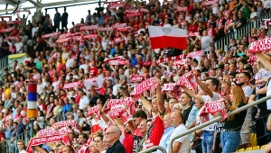 Narodowy sukces stał się kompromitacją. Leci z nami pilot? [Opinia]