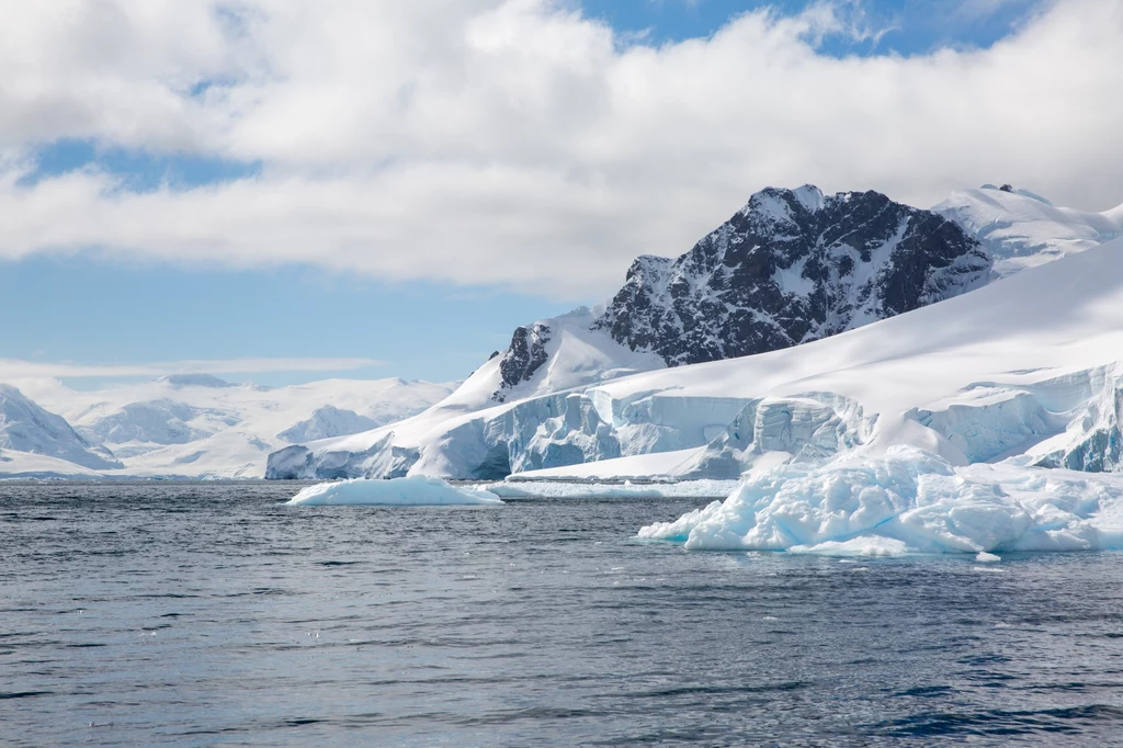 Powierzchnia lodu morskiego na Antarktydzie jest najmniejsza w historii pomiarów 