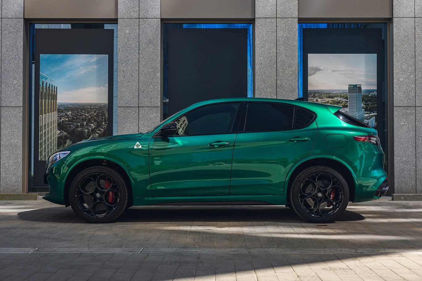 Alfa Romeo Stelvio Quadrifoglio Alfa Romeo Stelvio Quadrifoglio