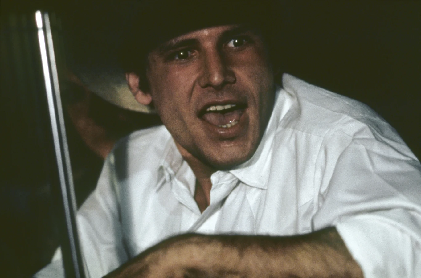 Harrison Ford w scenie z filmu "Amerykańskie graffiti"