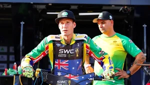Jason Doyle w reprezentacji Australii. Sędziowie często przymykają oko na jego akcje