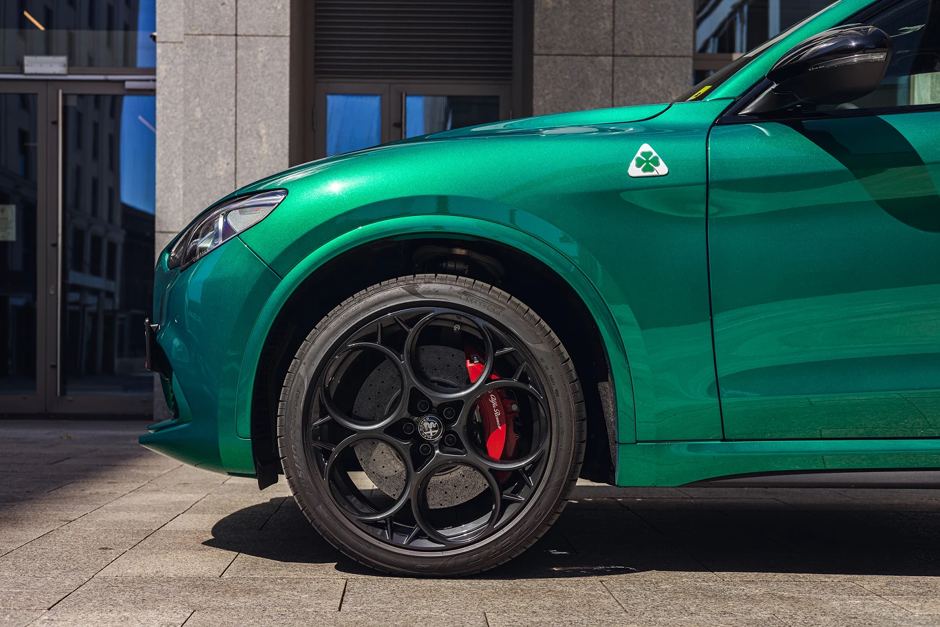 Alfa Romeo Stelvio Quadrifoglio Alfa Romeo Stelvio Quadrifoglio