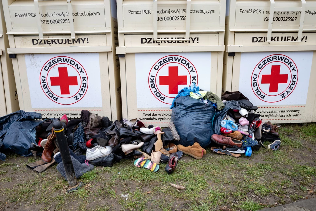 Pojemniki na odzież używaną PCK