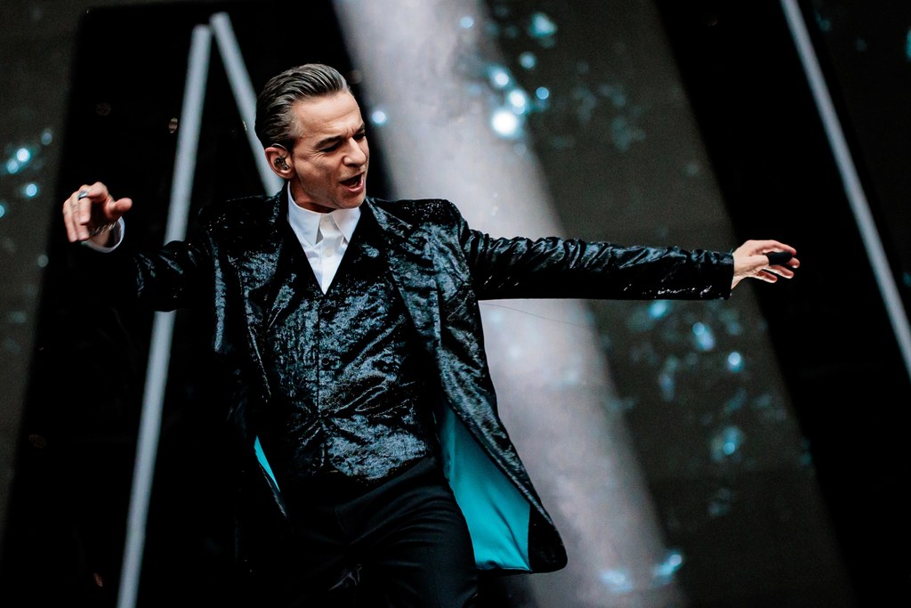 Dave Gahan jest wokalistą Depeche Mode