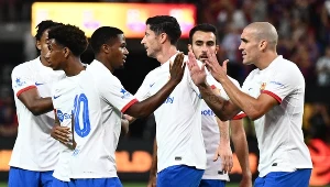 Ważne wieści dla Lewandowskiego. A jednak. Napastnik odejdzie z Barcelony