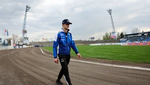 Fabryka miała produkować talenty. Prezesi alarmują: „Topimy miliony”