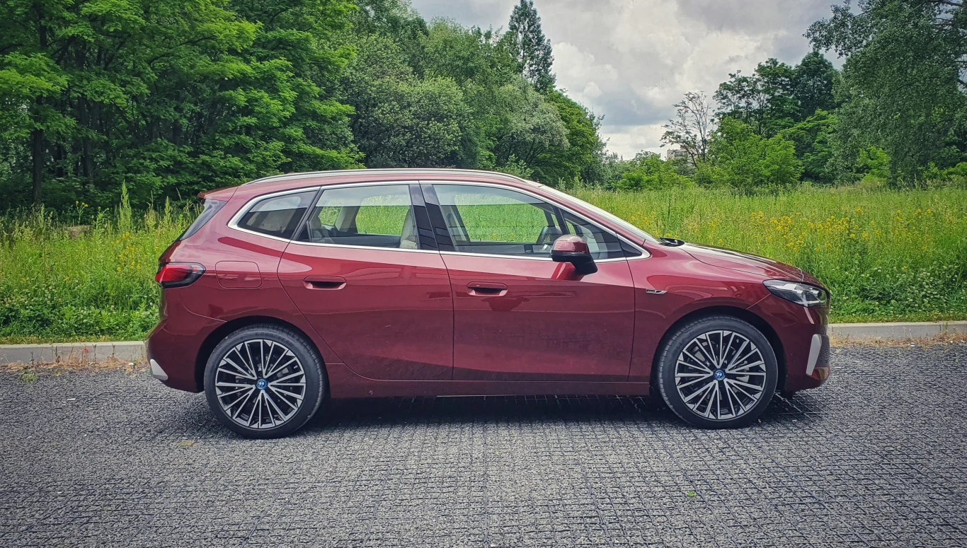 BMW 230e xDrive Active Tourer