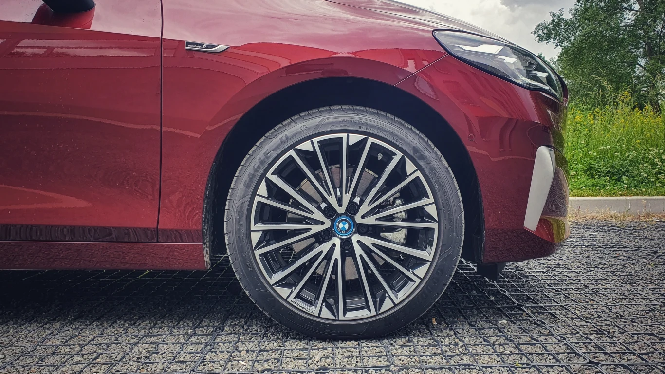 BMW 230e xDrive Active Tourer