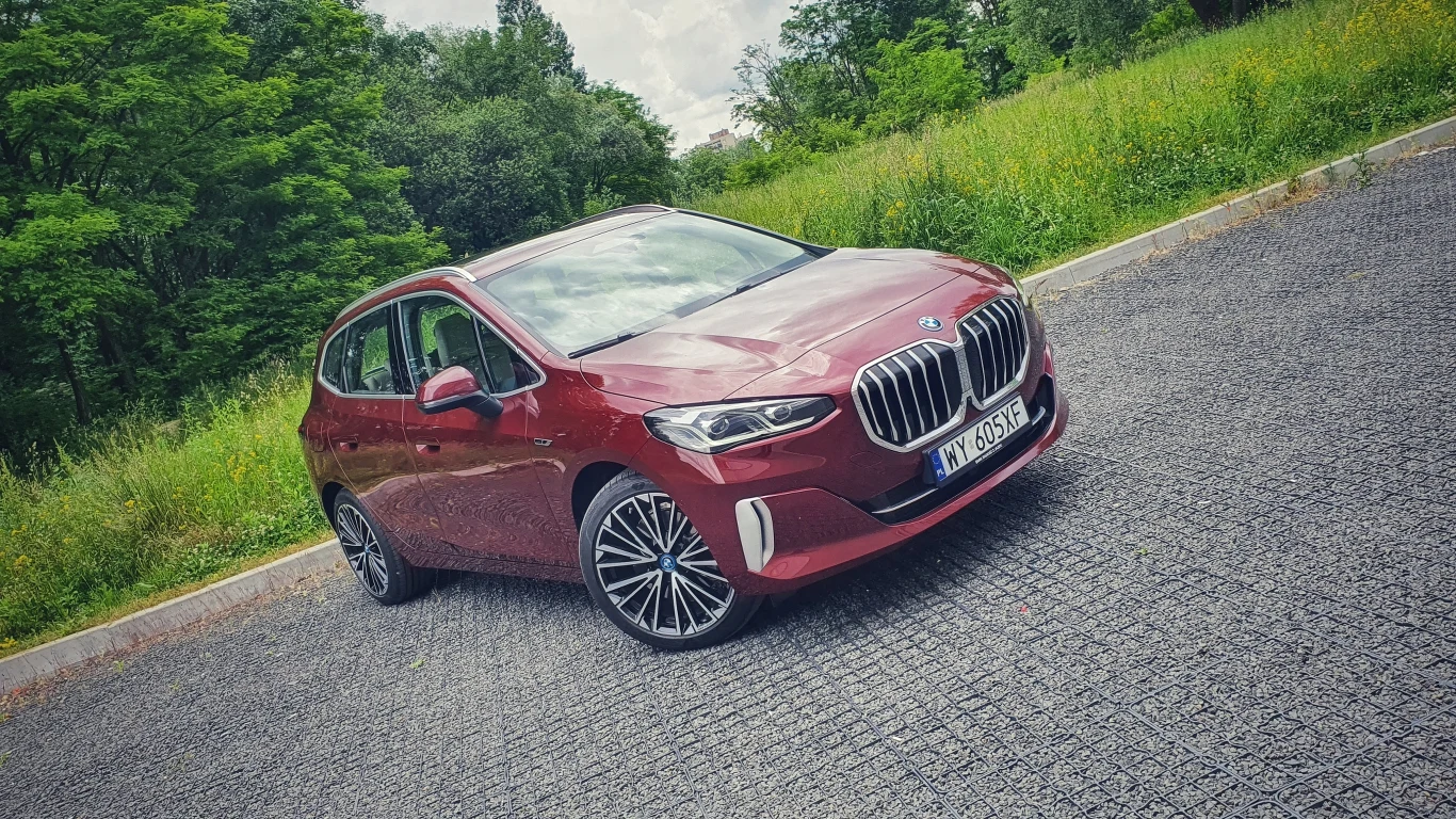 BMW 230e xDrive Active Tourer