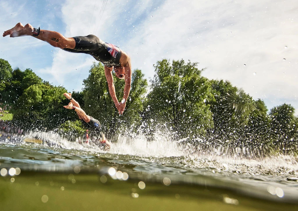 Brytyjscy triatloniści mają niecodzienny problem z treningami. Nie mogą pływać w morzu ze względu na zanieczyszczenia Brytyjscy triatloniści mają niecodzienny problem z treningami. Nie mogą pływać w morzu ze względu na zanieczyszczenia