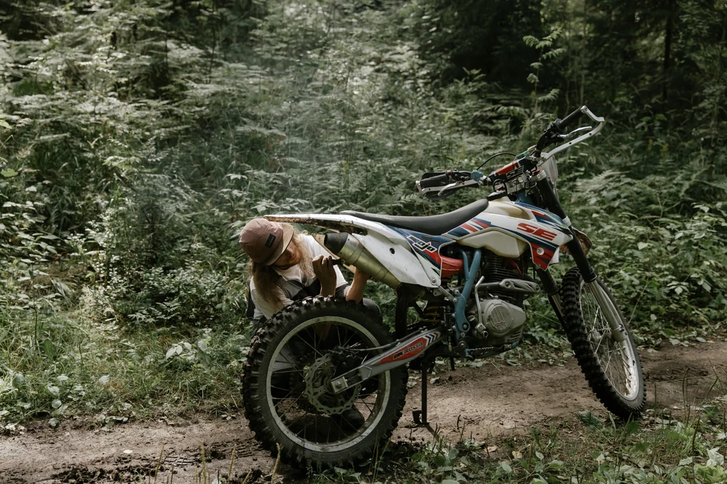 Kalkulator OC motocykla umożliwia szybkie i łatwe porównanie ofert różnych ubezpieczycieli w jednym miejscu