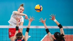 Gospodynie były za silne. Polskie siatkarki wciąż mają szansę na medal