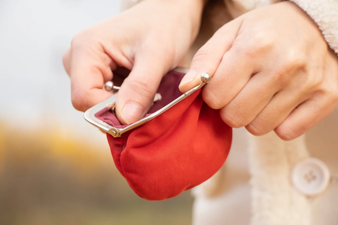 Niemcy oszczędzają. Zdaniem ekspertów, robią to w obawie przed słabnącą gospodarką Niemcy oszczędzają. Zdaniem ekspertów, robią to w obawie przed słabnącą gospodarką