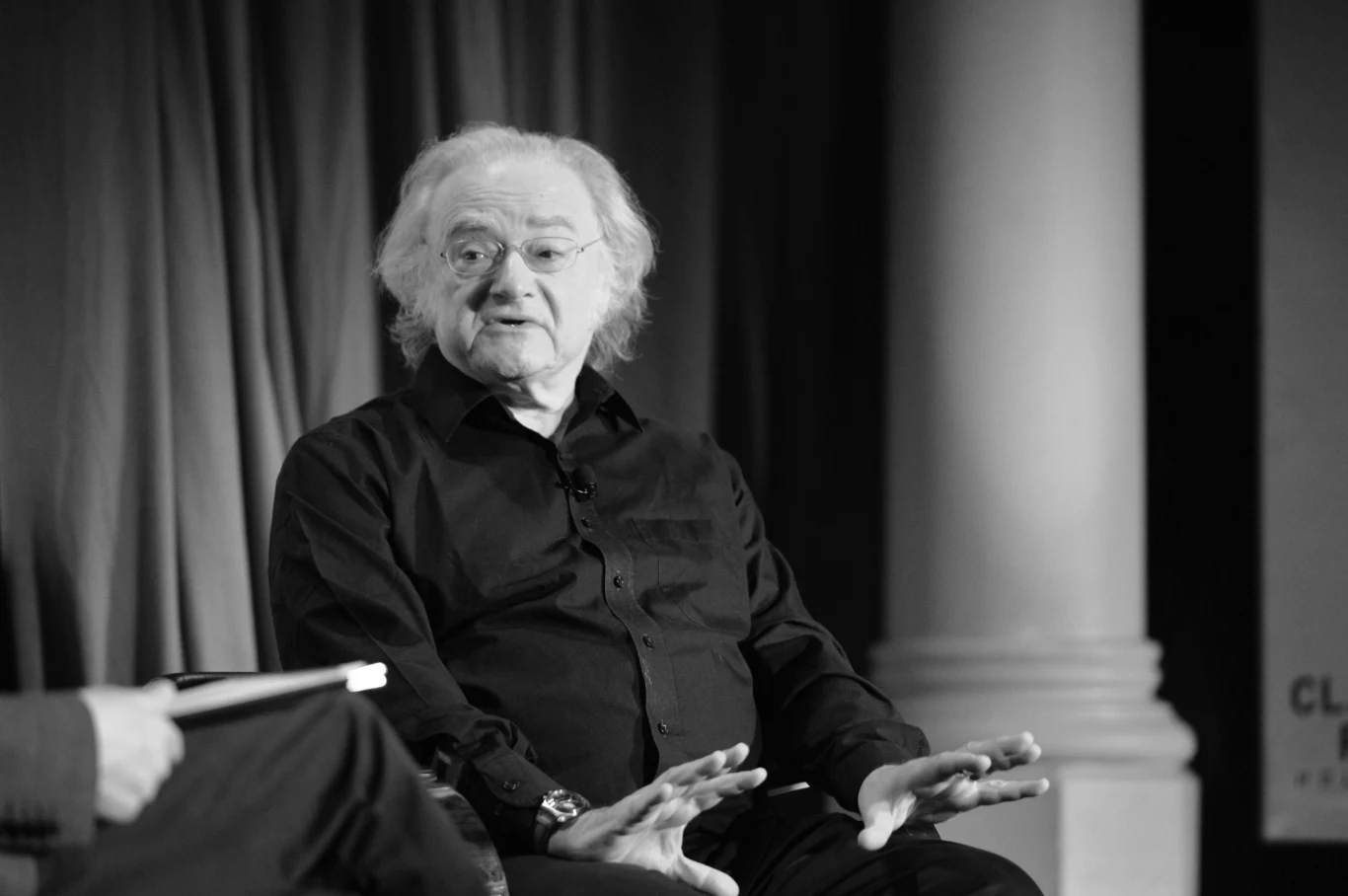 Carl Davis nie żyje. Był cenionym kompozytorem muzyki filmowej Carl Davis nie żyje. Był cenionym kompozytorem muzyki filmowej