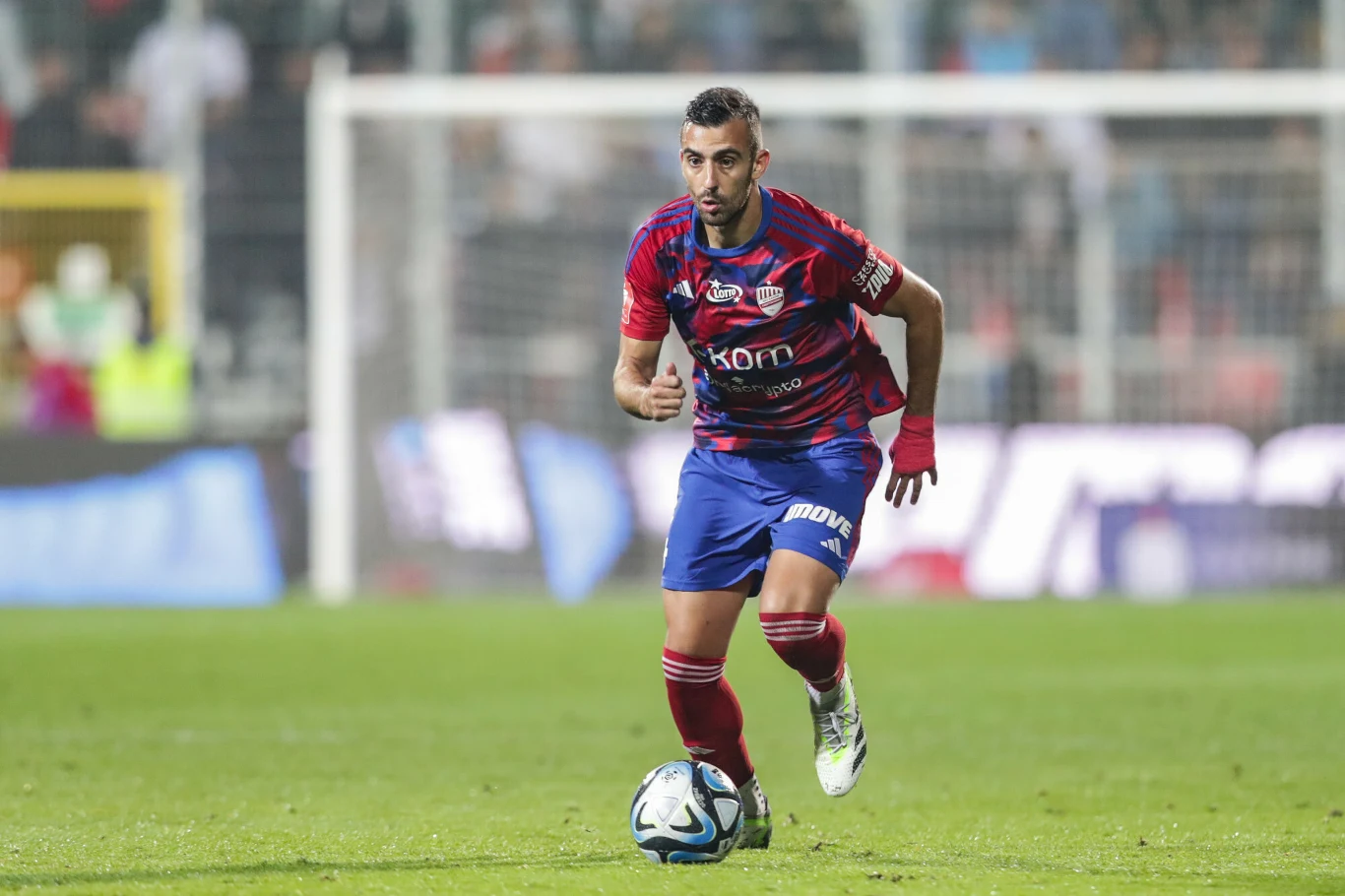 Stratos Svarnas z Rakowa