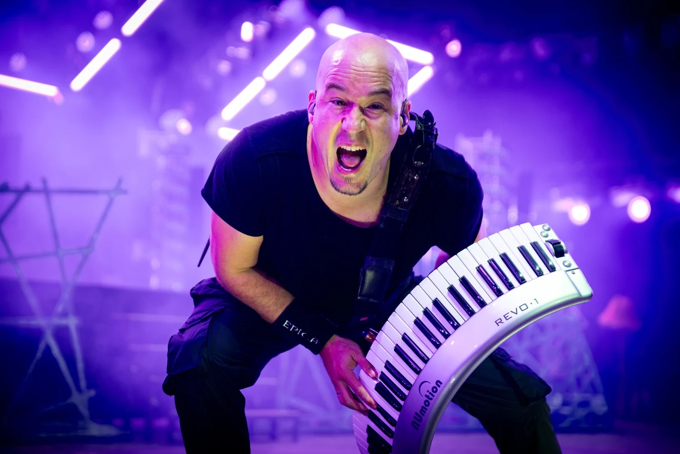 Zobacz zdjęcia z koncertu grupy Epica ostatniego dnia Pol'and'Rock Festival 2023!