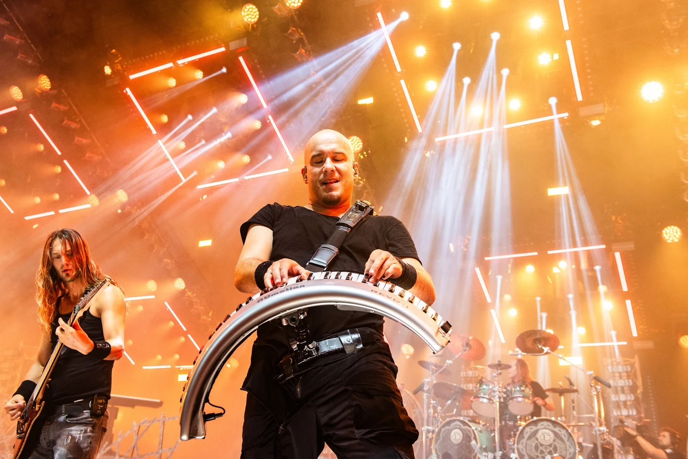 Zobacz zdjęcia z koncertu grupy Epica ostatniego dnia Pol'and'Rock Festival 2023!