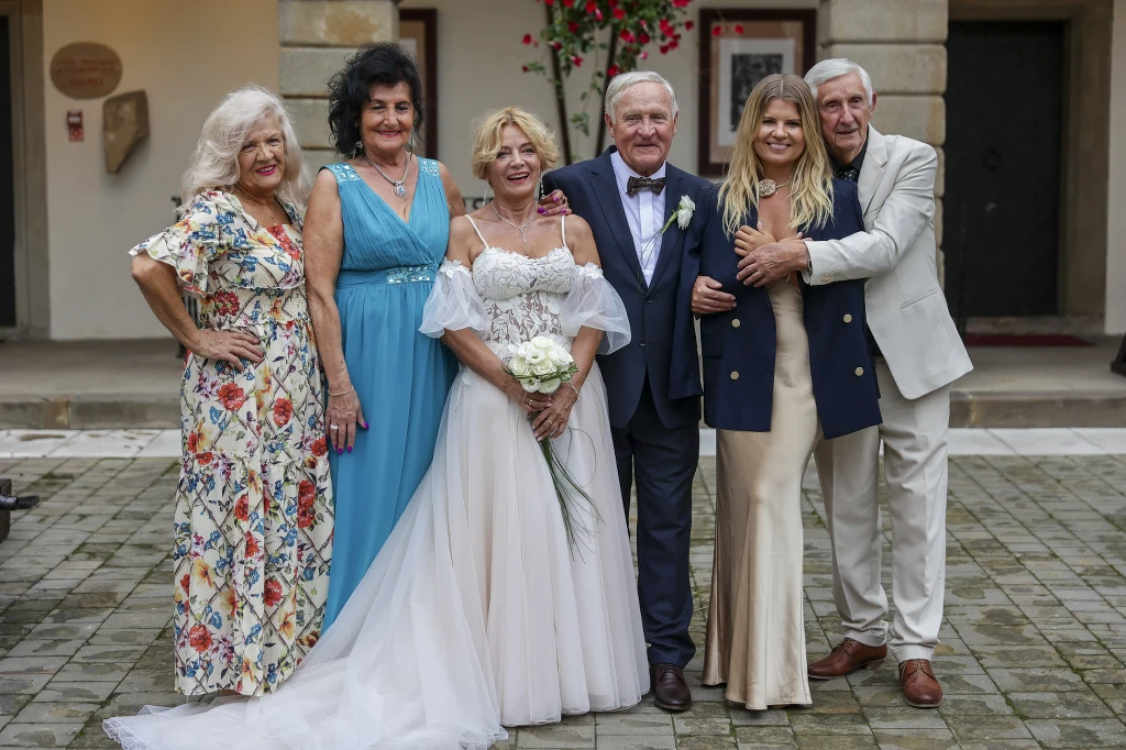 Na ślubie pojawiła się m.in. Marta Manowska