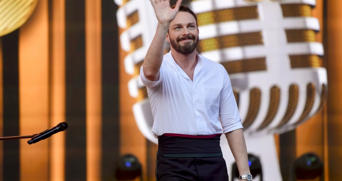 Sławek Uniatowski przeprosił za swój wpis Sławek Uniatowski przeprosił za swój wpis