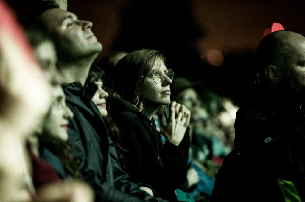 Publiczność na OFF Festivalu