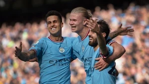 Joao Cancelo, Erling Haaland i Bernardo Silva w barwach Manchesteru City