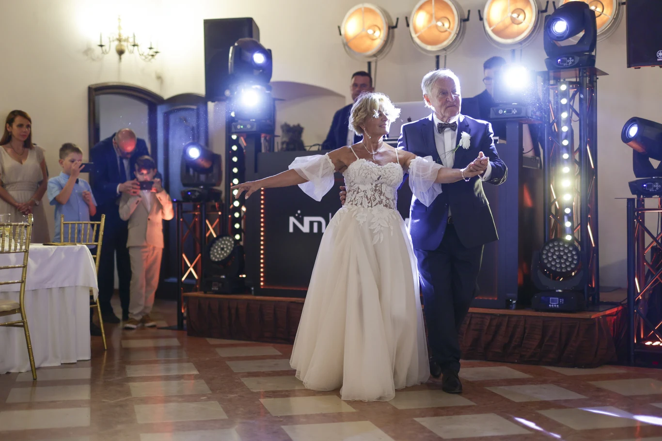 Iwona Mazurkiewicz i Gerard Makosz z "Sanatorium miłości" wzięli ślub Iwona Mazurkiewicz i Gerard Makosz z "Sanatorium miłości" wzięli ślub