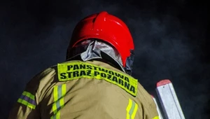Zdjęcie ilustracyjne. Koło Rypina autokar zderzył się z samochodem osobowym