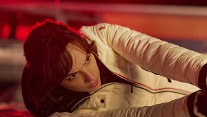 "Misja Stone": Kolejny kiepski film akcji. Netflix nie uczy się na błędach