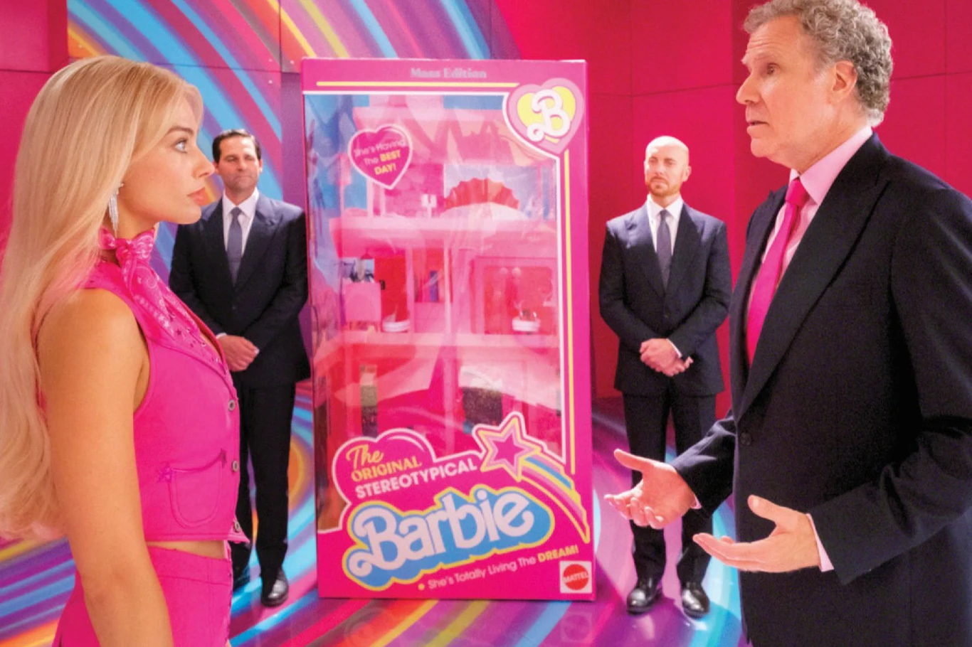 Margot Robbie (L) i Will Ferrell (P) w scenie z filmu "Barbie" Margot Robbie (L) i Will Ferrell (P) w scenie z filmu "Barbie"