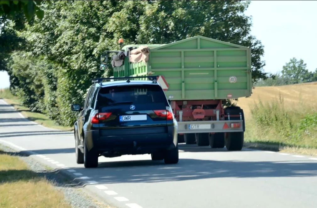 Wyprzedzanie to trudny i niebezpieczny manewr