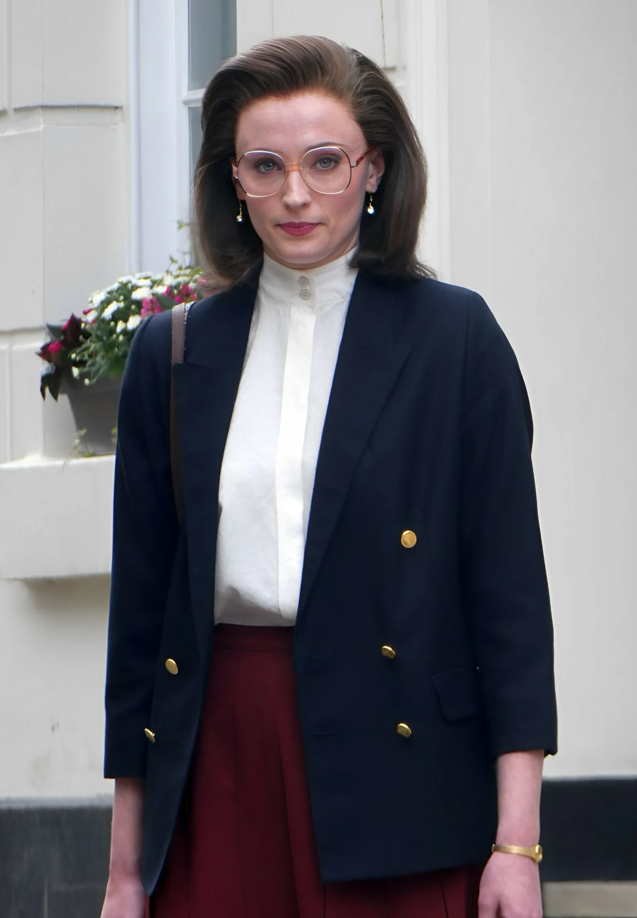 Sophie Turner podczas zdjęć do serialu "Joan". Sophie Turner podczas zdjęć do serialu "Joan".