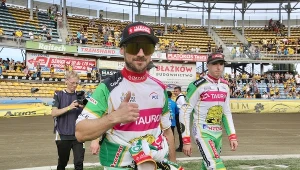 Polski klub jest jego zakładnikiem. Aż się o to prosi