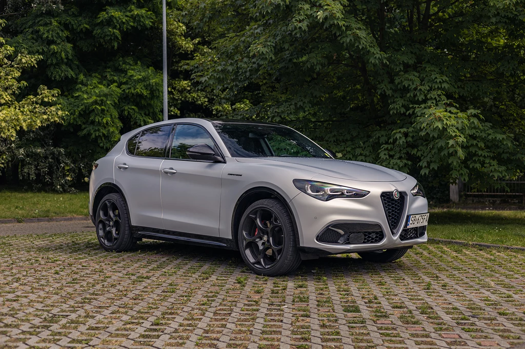 Alfa Romeo Stelvio Competizione