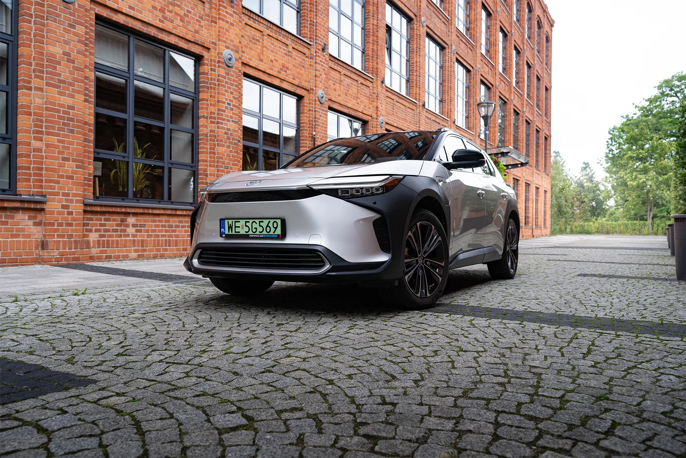 Toyota przygotowała rabaty na zakup modelu bZ4X. Toyota przygotowała rabaty na zakup modelu bZ4X.